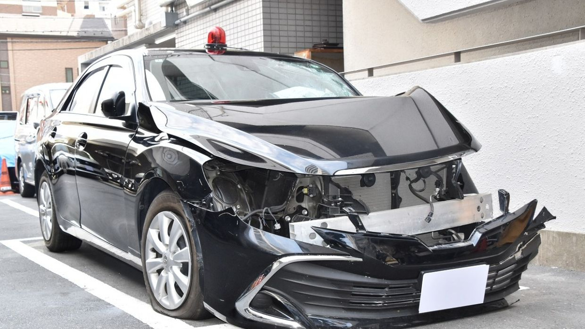 Saitama man arrested for drunk driving in fake police car, injuring passenger