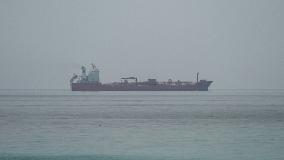 Oman Pledges Free Passage Through Strait of Hormuz Under New Iran-US Deal