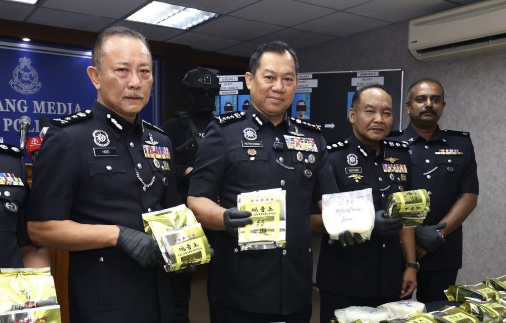 Drug ring dismantled in Johor Bahru as eight arrested, including teenager in vehicle trafficking operation