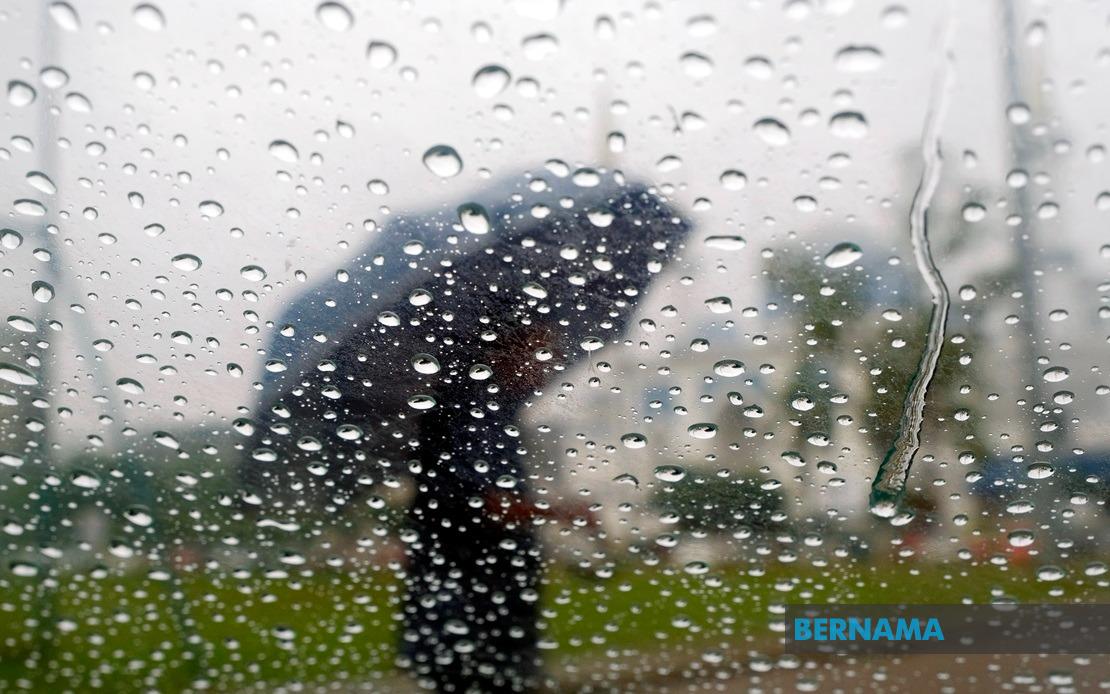 Severe Weather Alert: Five States Brace for Thunderstorms and Heavy Downpours Until Evening