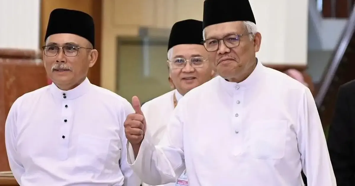 Hamzah Named Opposition Leader Due to Majority Coalition Support, Says Kiandee