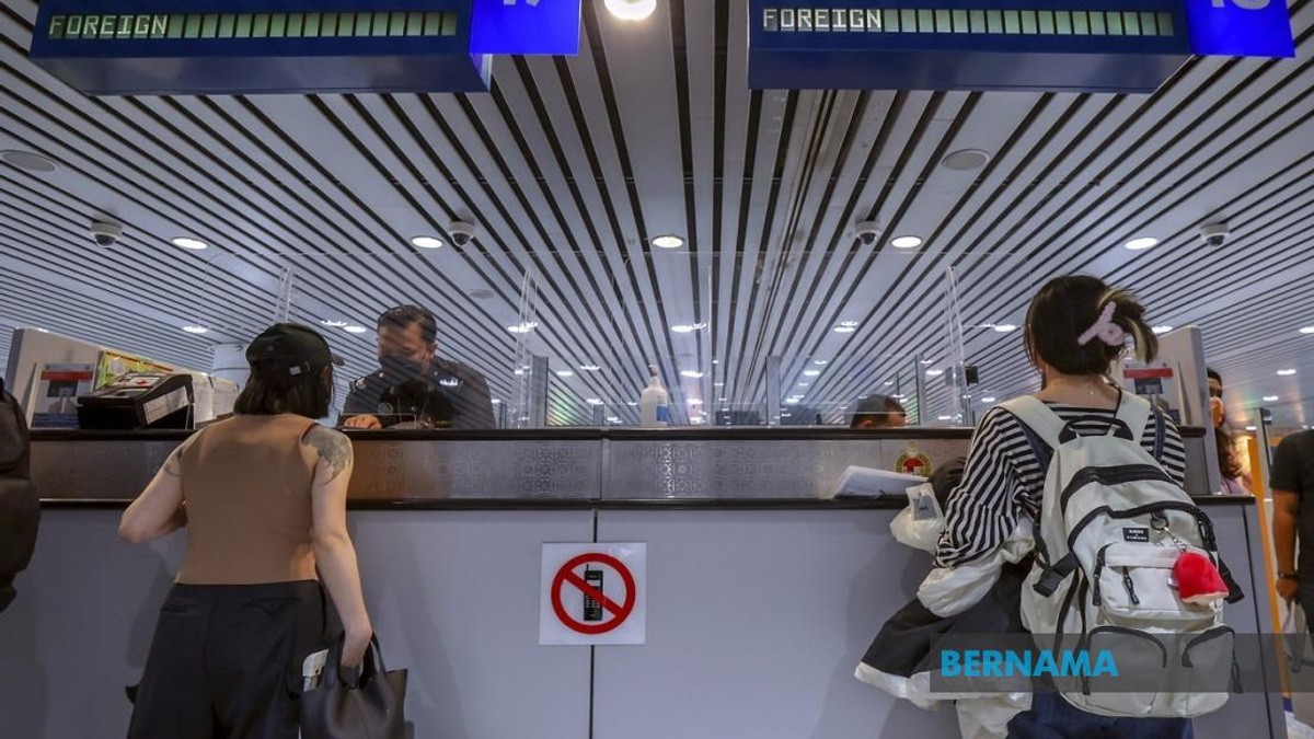 Cabinet Approves 17-Point Security Enhancement Plan for KLIA and National Entry Points