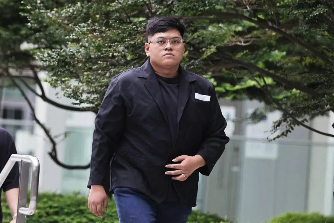 Singapore vape peddler jailed 16 months for evading HSA raid, endangering officers
