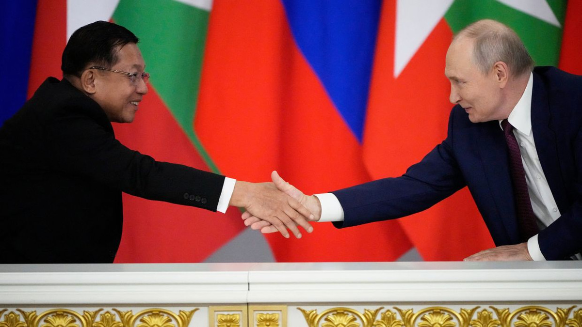 Putin Hails 'Especially Trusting' Relations with Myanmar's Min Aung Hlaing During Moscow Visit