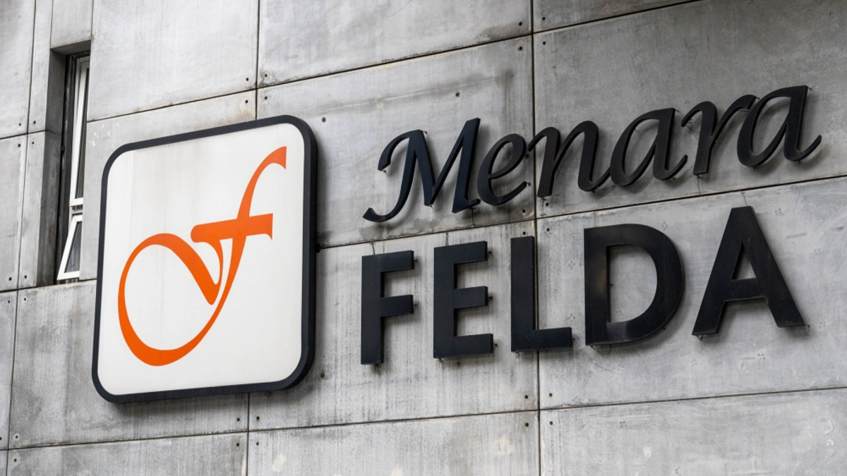Anwar pins RM10 billion Felda crisis on mismanagement and political meddling