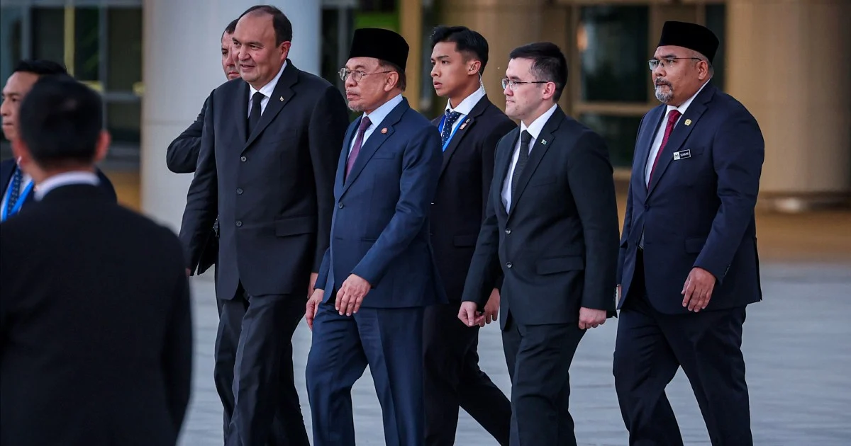 Anwar and Turkmenistan President Chart Course for Stronger Economic Partnership