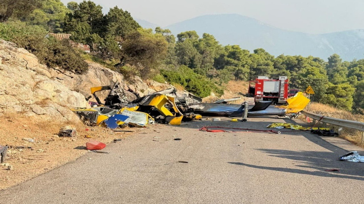 Two Firefighters Dead After Helicopters Collide During Greek Wildfire Battle