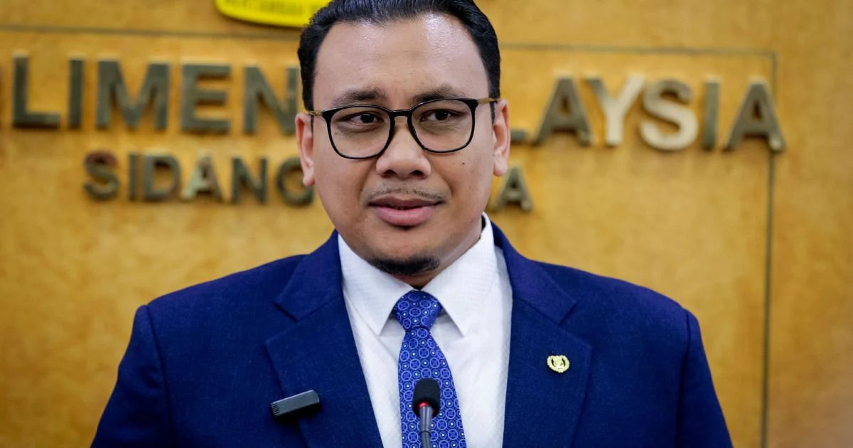 PAS Youth Leader Files Legal Case Over Father Insult on Facebook