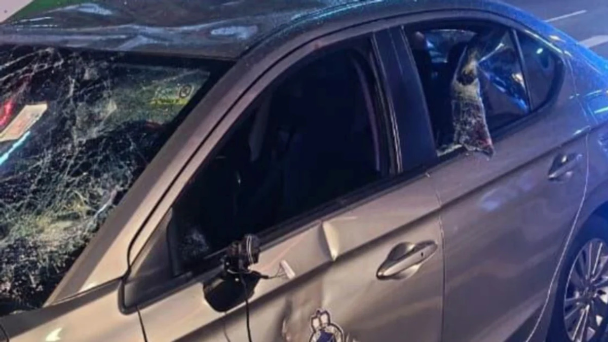 Foreign Homeless Man Held After Vandalising Police Vehicle in KL City Centre