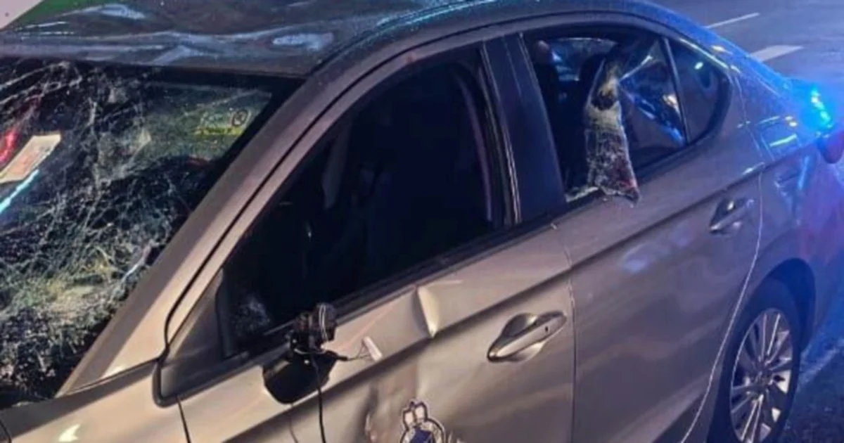 Foreign Homeless Man Held After Vandalising Police Vehicle in KL City Centre