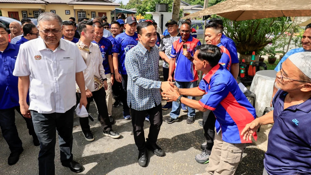 Onn Hafiz: PAS's Support for BN Candidates Reflects Party's Broader Electoral Strategy