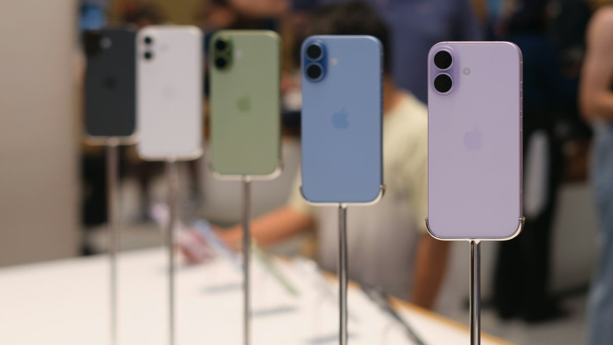 Apple's Legal Salvo Against OpenAI Could Derail Its Hardware Ambitions Before Trial Ends