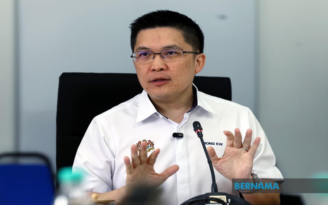 Thirty Schools in Lubok Antu Close as Haze Crisis Triggers Air Quality Alert