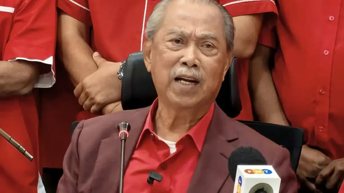 Muhyiddin Vows Aggressive Challenge to PAS as Bersatu Sets Sights on State Elections