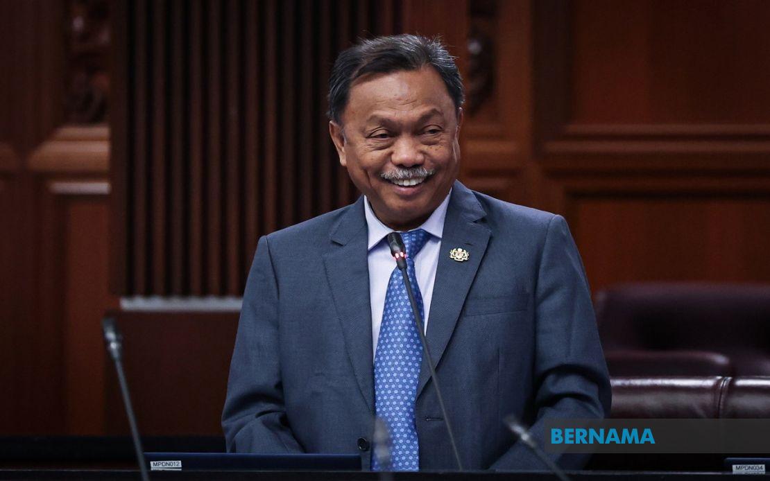 Deputy Minister Yusof Apdal Dismisses Resignation Rumours as False Claims