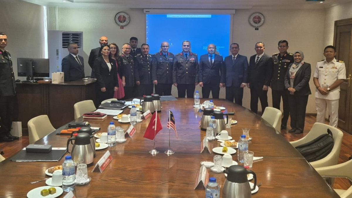 Malaysia and Türkiye Establish Defence Dialogue Framework in Ankara Meeting