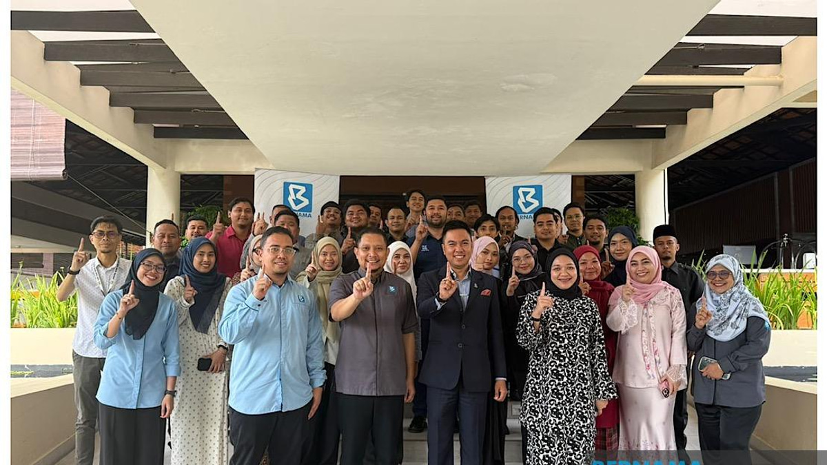 Pahang Equips Government Communicators with AI Skills