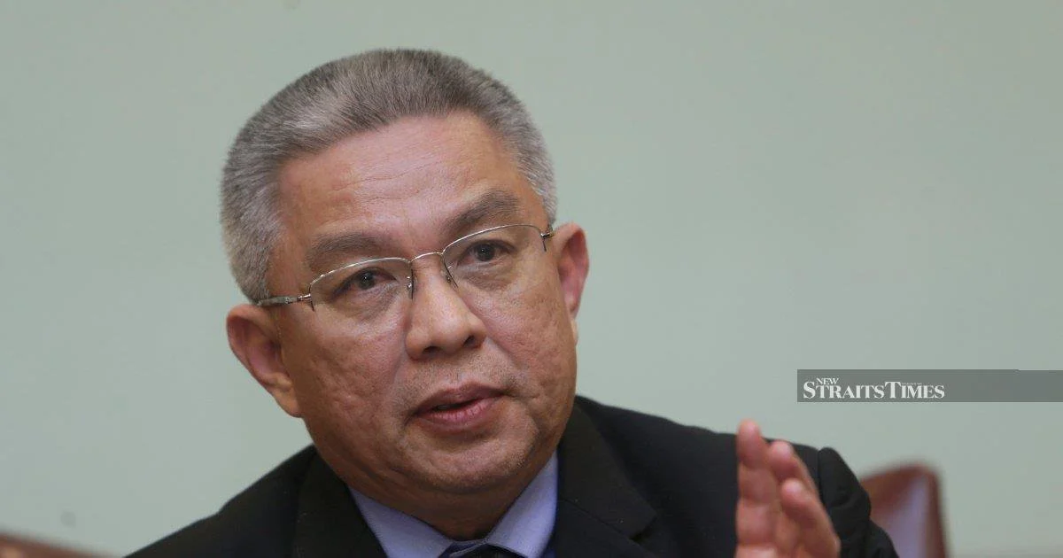 Dr Adham Baba and Former Assemblyman Alwiyah Talib Among 56 BN Candidates for Johor State Election