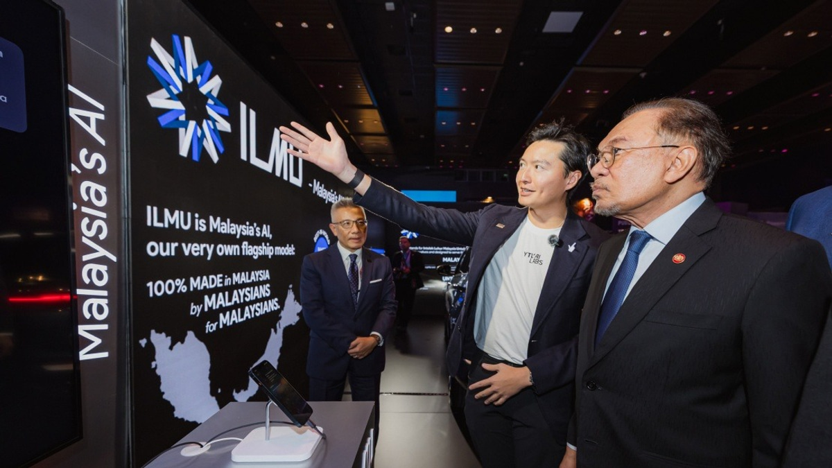 100,000 Young Malaysians to Access Free AI Assistant ILMUchat Pro for Three Months