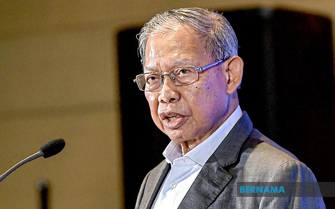 Mustapa Mohamed Steps Back From Electoral Politics, Signals Leadership Transition