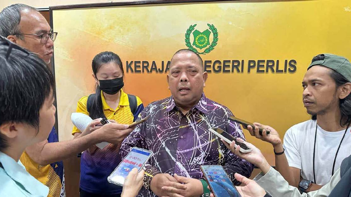 Perlis Chief Dismisses Exit Speculation, Reaffirms Bersatu Commitment