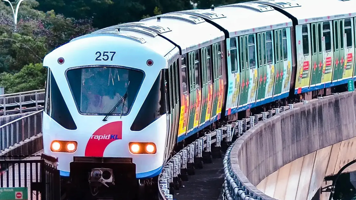 Five people hurt in emergency stop at Kelana Jaya LRT station