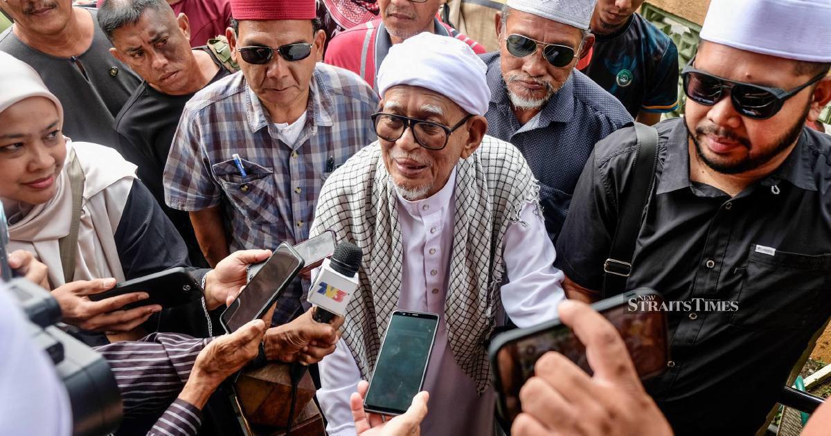 Hadi Criticises PM's Absence from Tabung Haji RCI Parliamentary Session