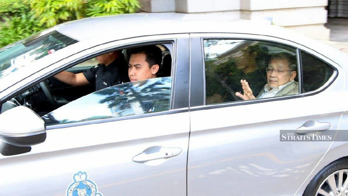 Federal Court to Decide on Isa Samad's Conviction Review After Friday Prayers