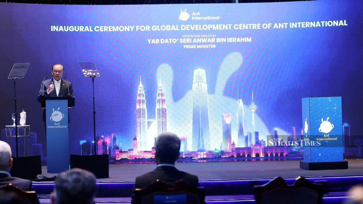 AI Governance Bill Will Work Alongside Existing Cybersecurity and Data Laws, Anwar Says
