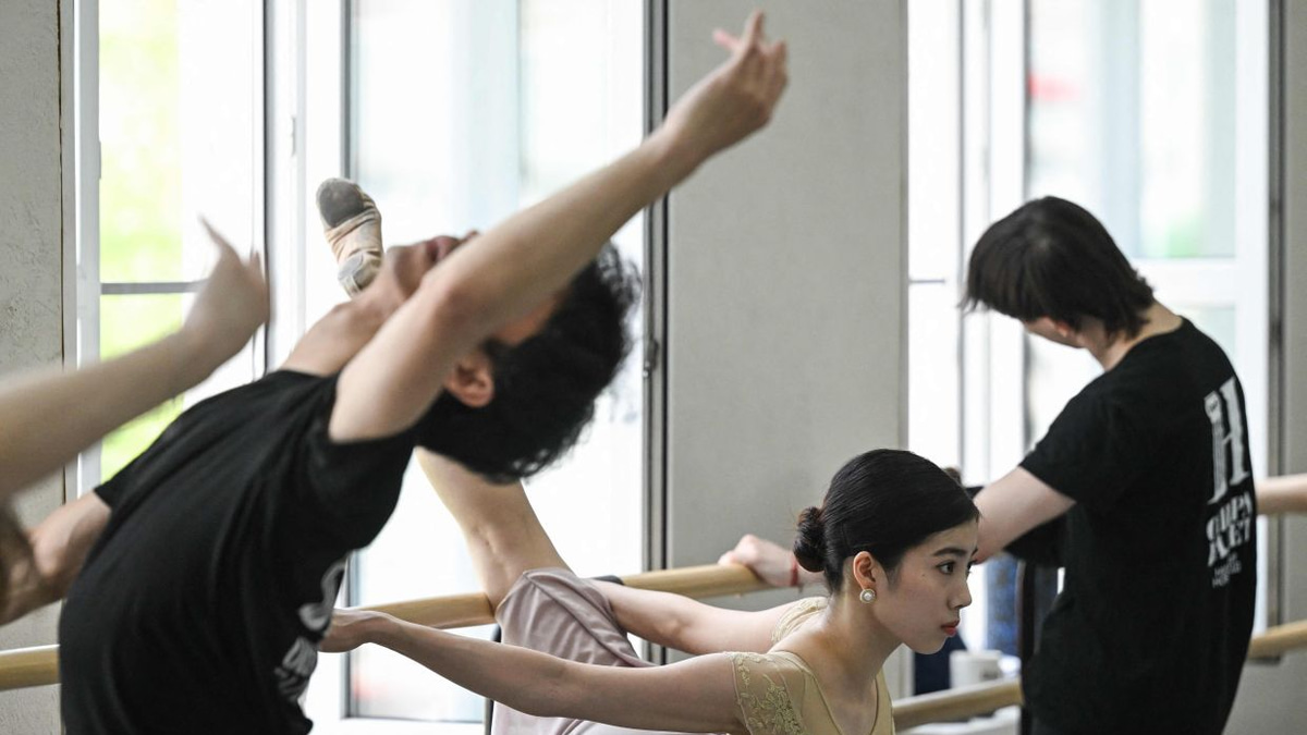 Dancing through conflict: Japanese performers build careers in Russia despite Ukraine war
