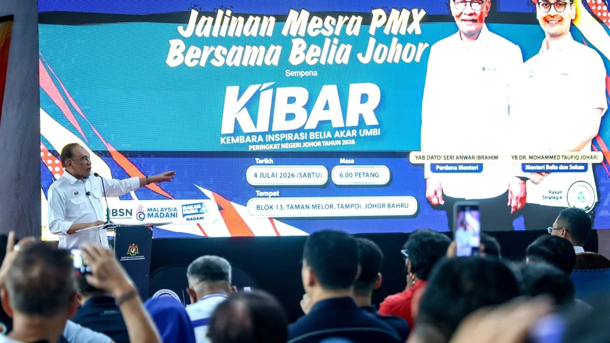Anwar Criticises 'Malay Supremacy' Rhetoric as Indigenous Land Falls to Private Interests