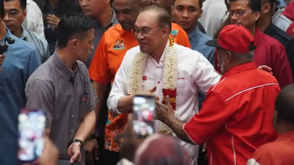 Anwar Ibrahim Assumes Direct Leadership Over Indian Community Concerns
