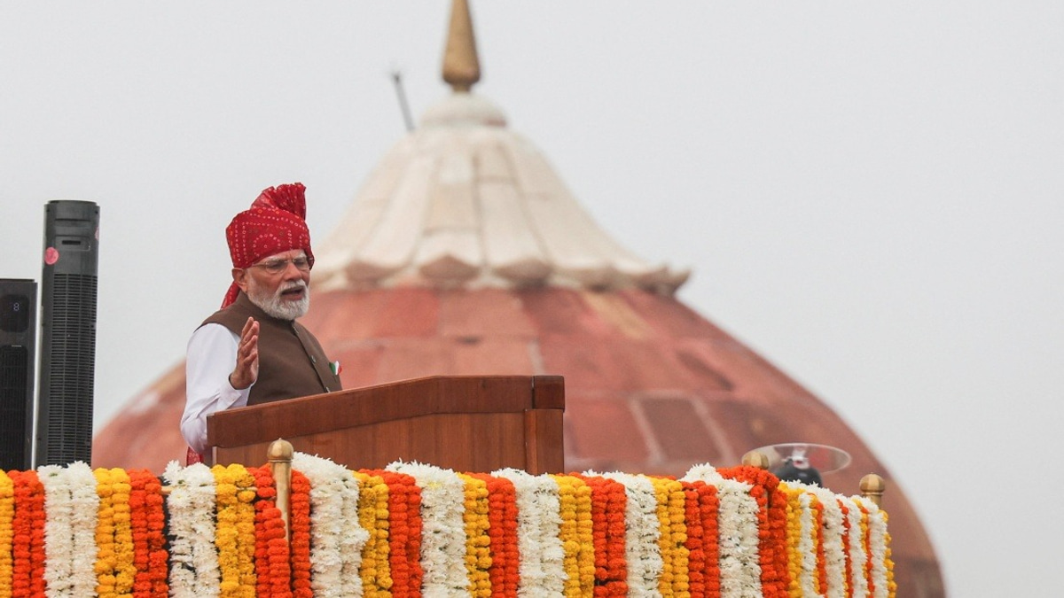 Modi Sets Out India's Path to Self-Reliance and Developed Status by 2047