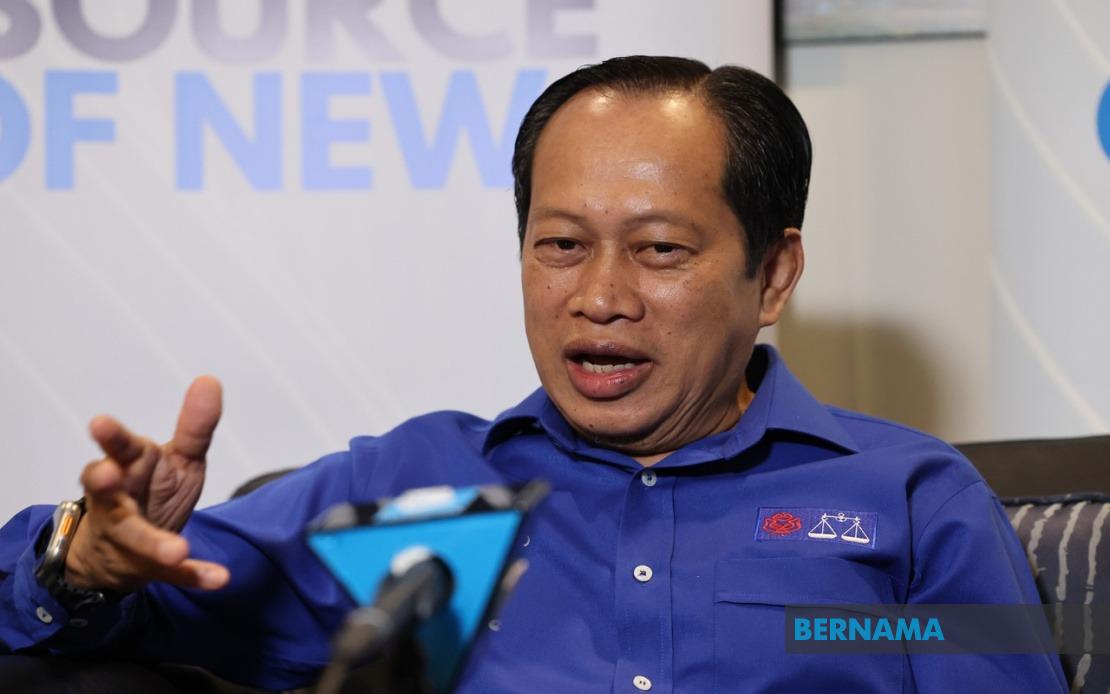 Road Repairs Demand Unified Effort From All Levels, Says Ahmad Maslan