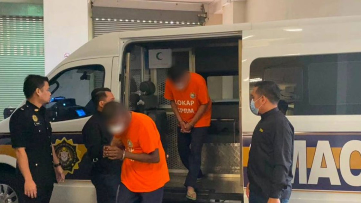 Two Highway Patrol Officers Held Over Alleged Bribery Scheme on East Coast Expressway