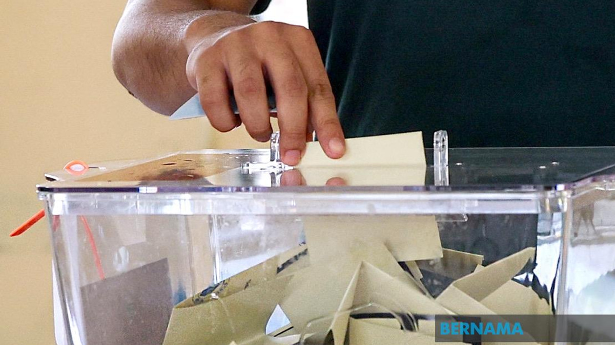 A Minute Too Late: Johor Voter's 120km Journey Ends in Disenfranchisement