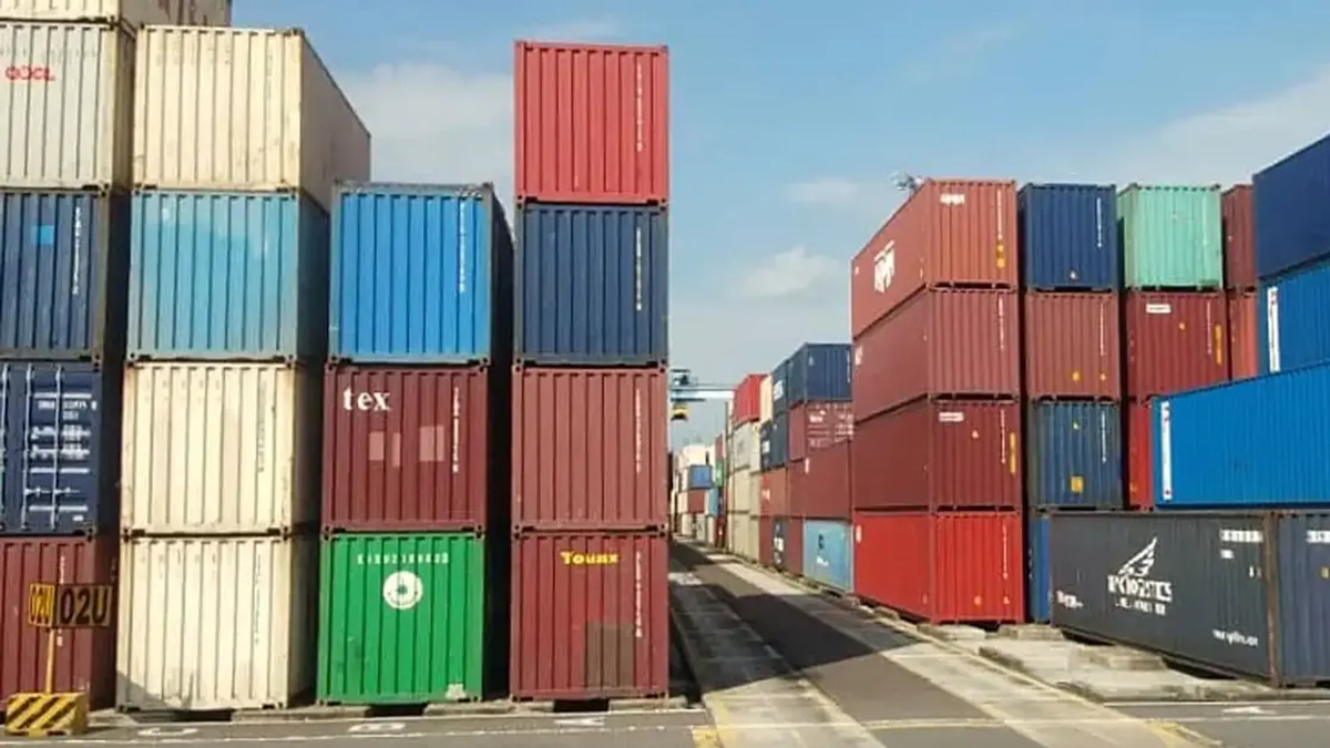 Malaysia's April Trade Hits Record RM336.73 Billion Driven by Electronics Surge
