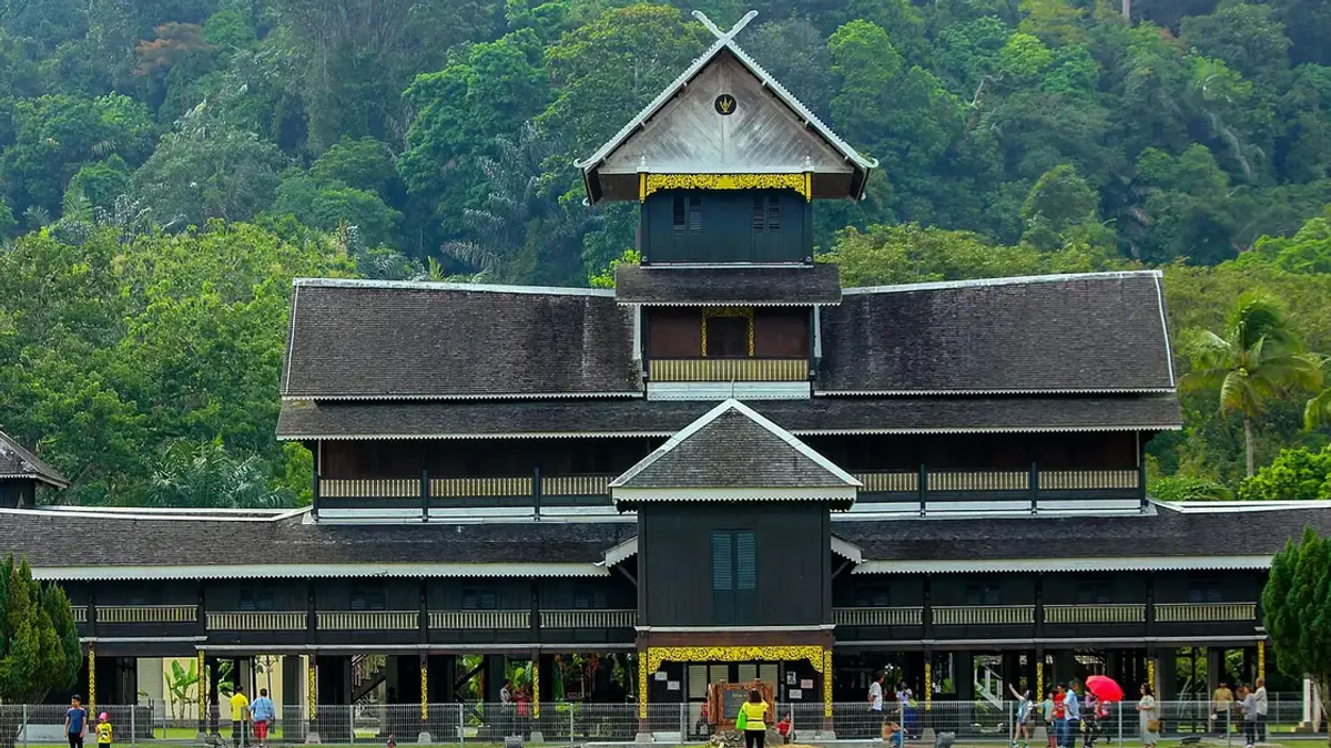 Dialogue Preferable to Litigation in Negeri Sembilan Royal Dispute, Says Zahid