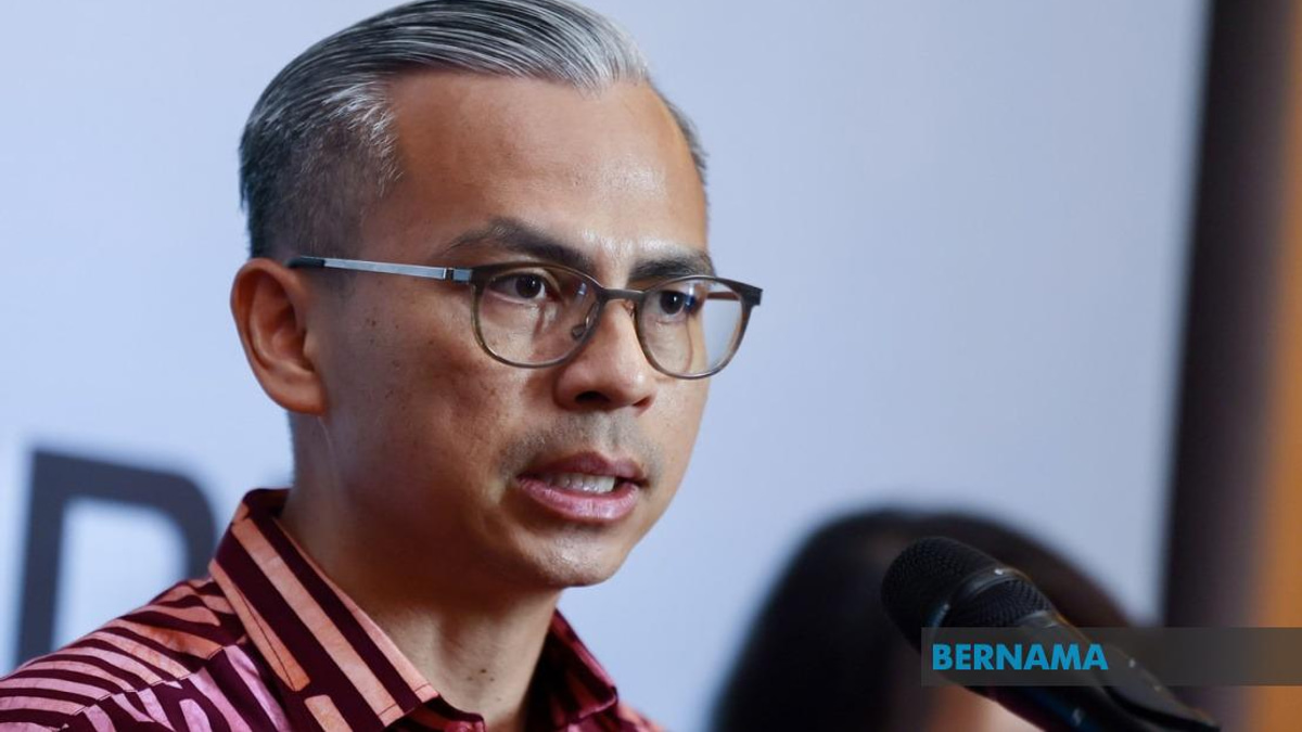 Bank Customers Should Report RM1 ATM Charges to BNM, Says Fahmi