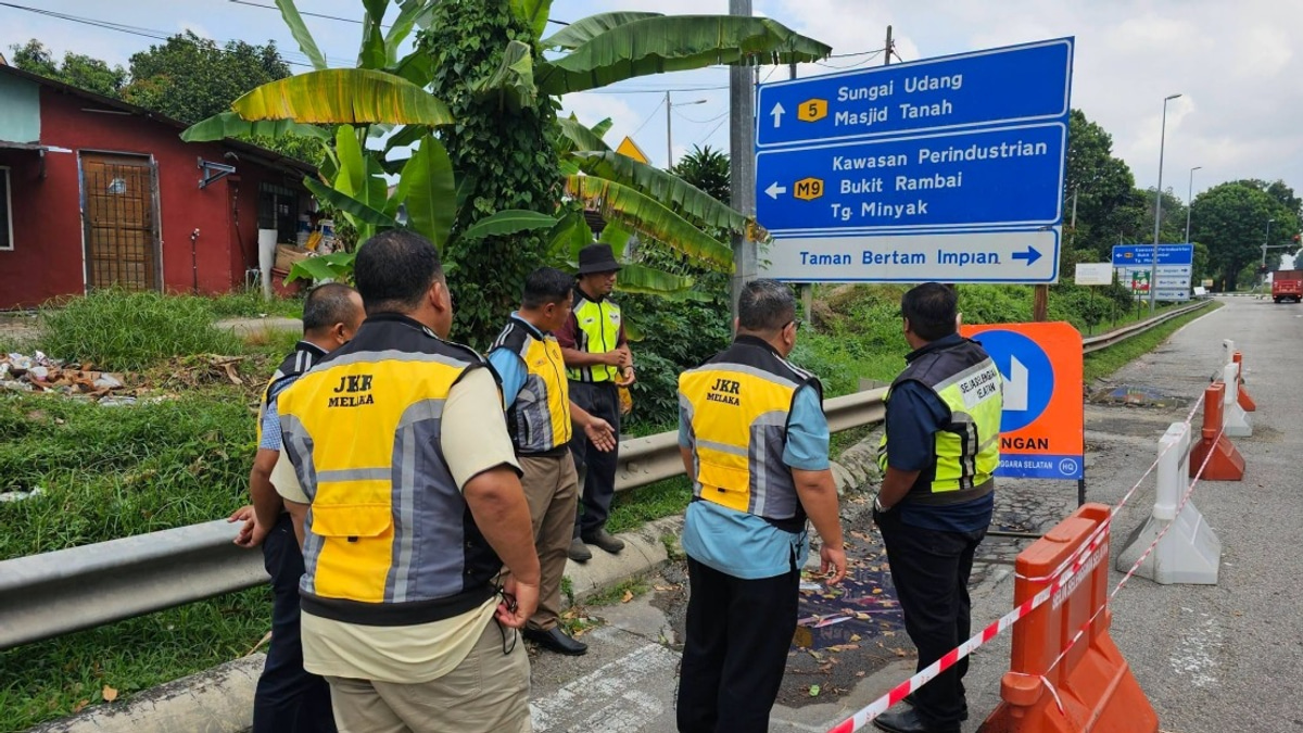 Melaka Deploys RM25 Million Emergency Package to Restore Flood-Ravaged Infrastructure