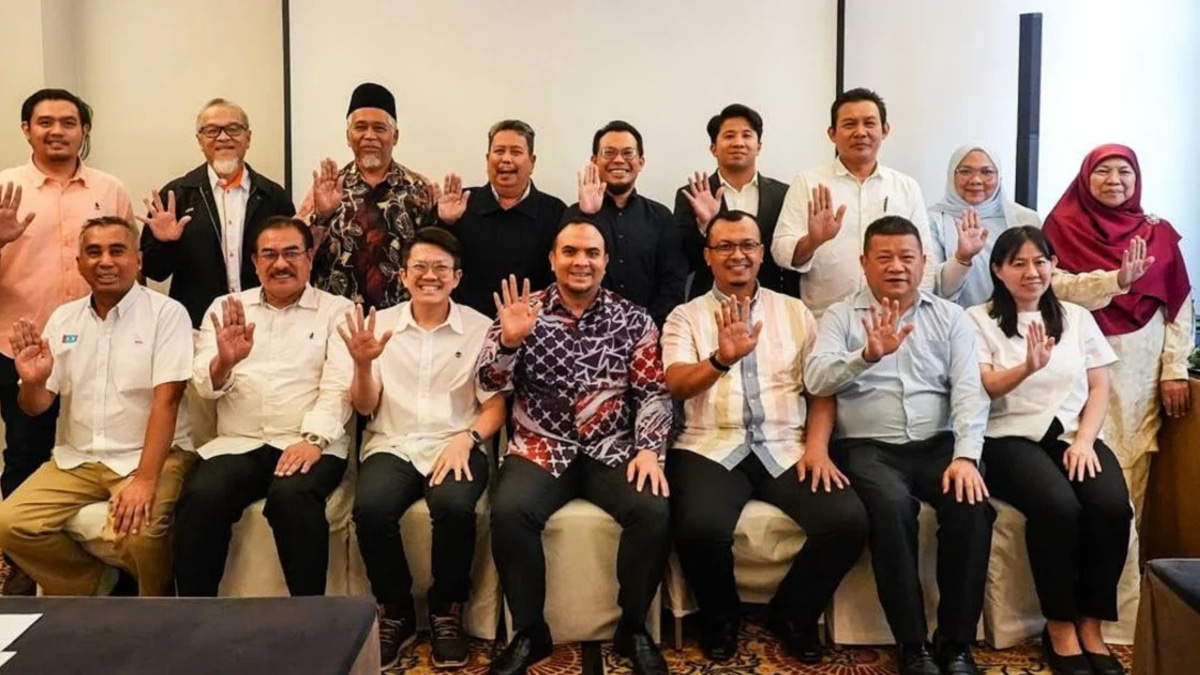 Anwar's Right-Hand Man Takes Helm of Pahang Pakatan Harapan