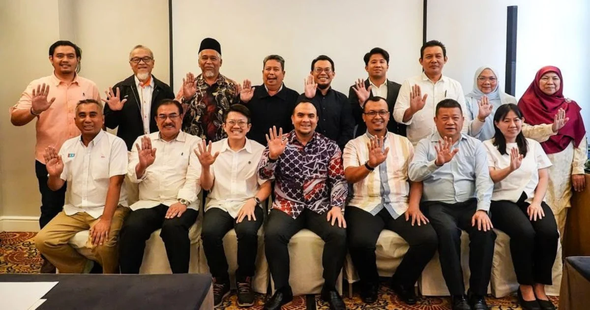 Anwar's Right-Hand Man Takes Helm of Pahang Pakatan Harapan