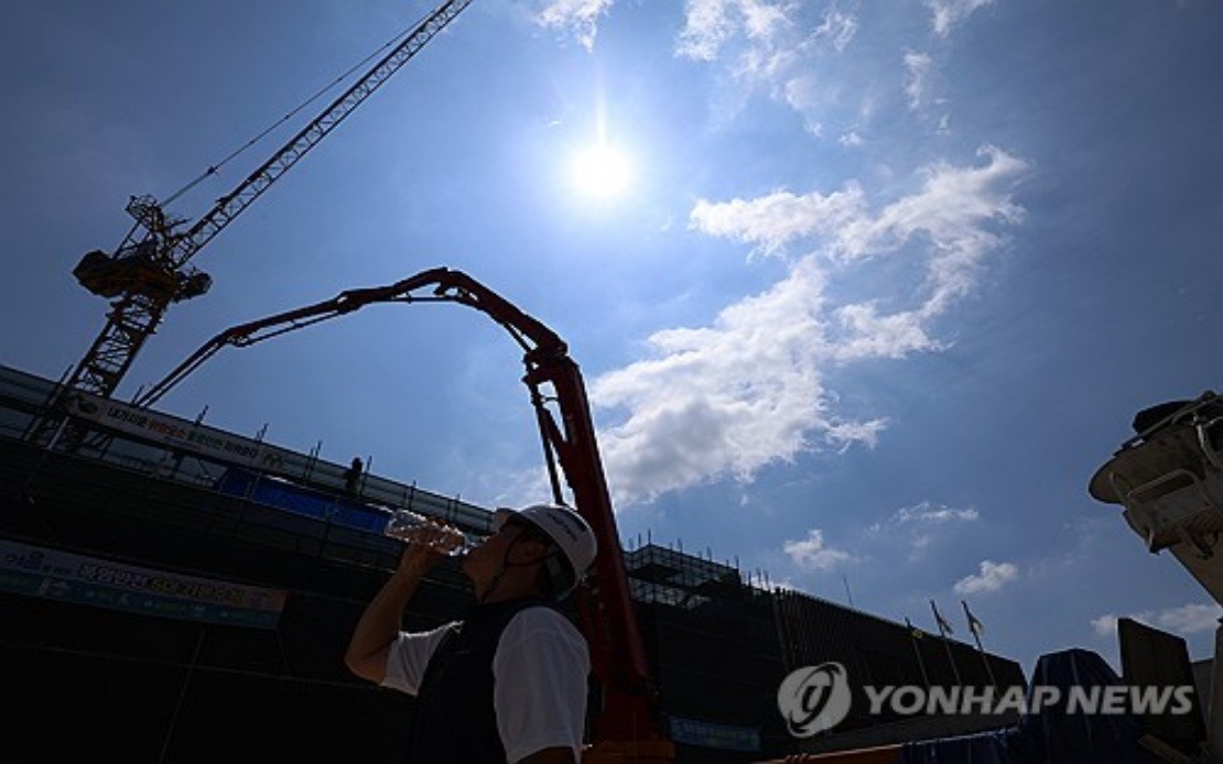 South Korea's Greater Seoul Area Faces Unprecedented Heat Wave Crisis as 43% Placed Under Top Alert