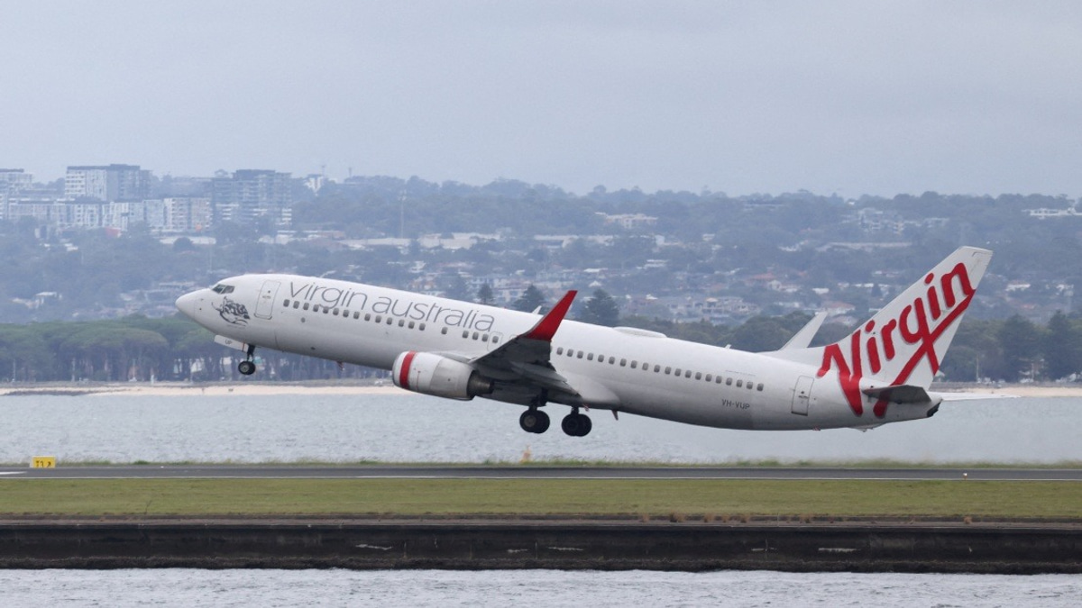 Jetstar Crew Injured in Near-Miss With Qatar Airways Plane at Sydney Airport