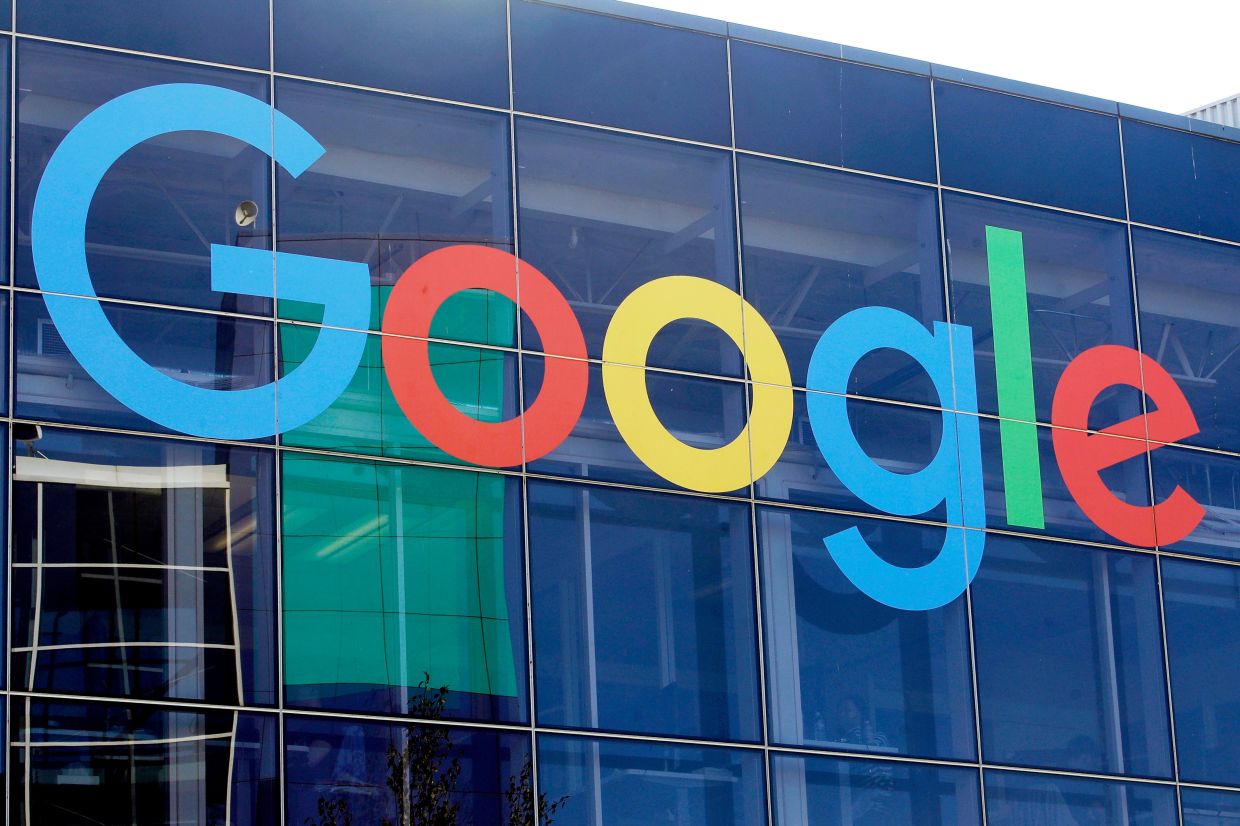 Google Maps Reflects Trump's Lake Ontario Renaming, Deepening US-Canada Tensions
