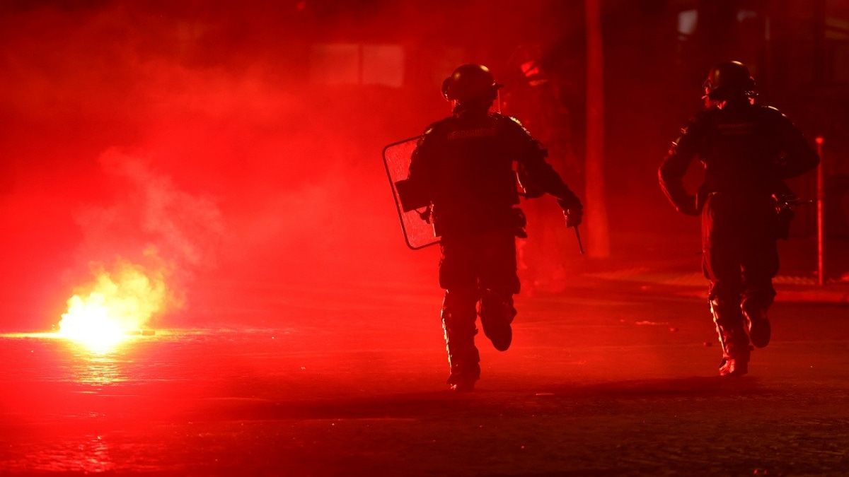 Macron Condemns Post-Match Riots After PSG's Champions League Victory