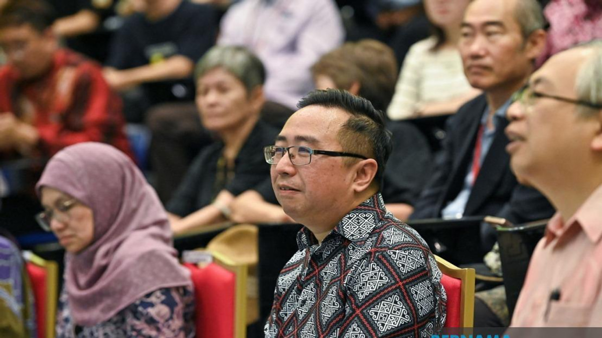 High-Tech Investment Boom Opens Doors for Malaysia's STEM Graduates