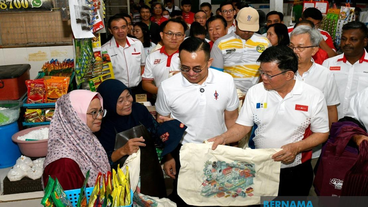 Sim Calls on SMEs to Access Government Relief Financing Scheme