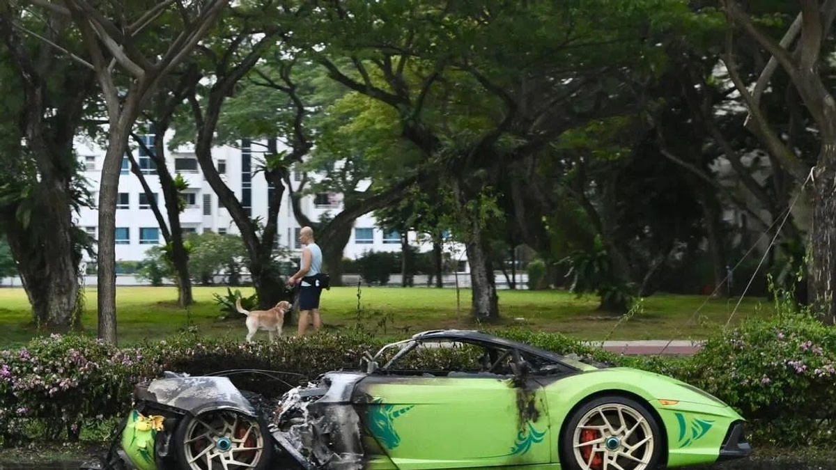 Singapore's East Coast Parkway hit by congestion after sports car engine fire