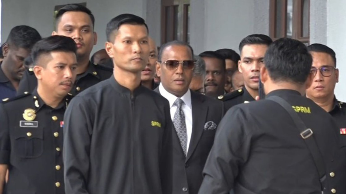 Former HR Minister Saravanan Pleads Not Guilty to RM1.1 Million Bribery Charges